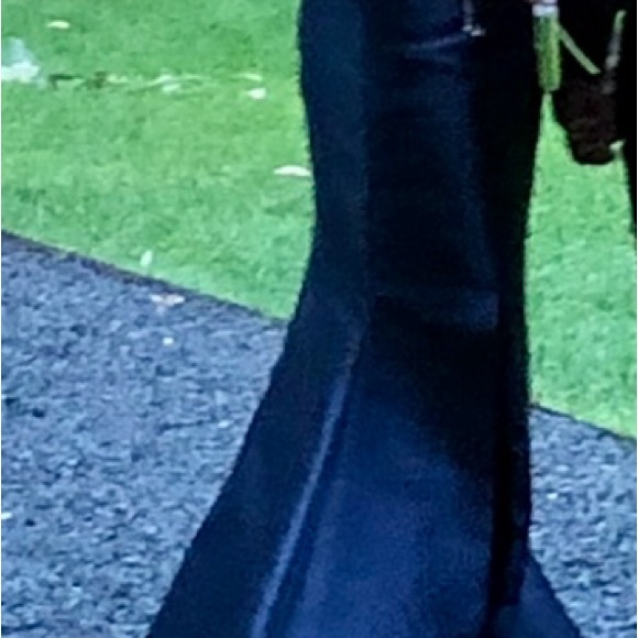 MARSONI NAVY OFF SHOULDERS ELEGANT SATIN GOWN size 10 MV1184 Fit & Flare gown. - Picture 3 of 7